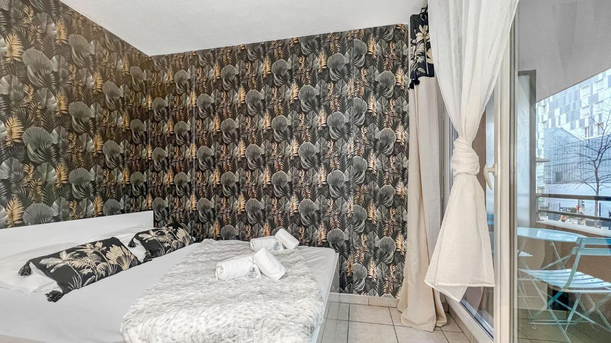 Homey Wild - Proche Gare Et Tram - Proche Centre - Balcon Prive - Parking Prive - Wifi Gratuit Annemasse Exterior foto
